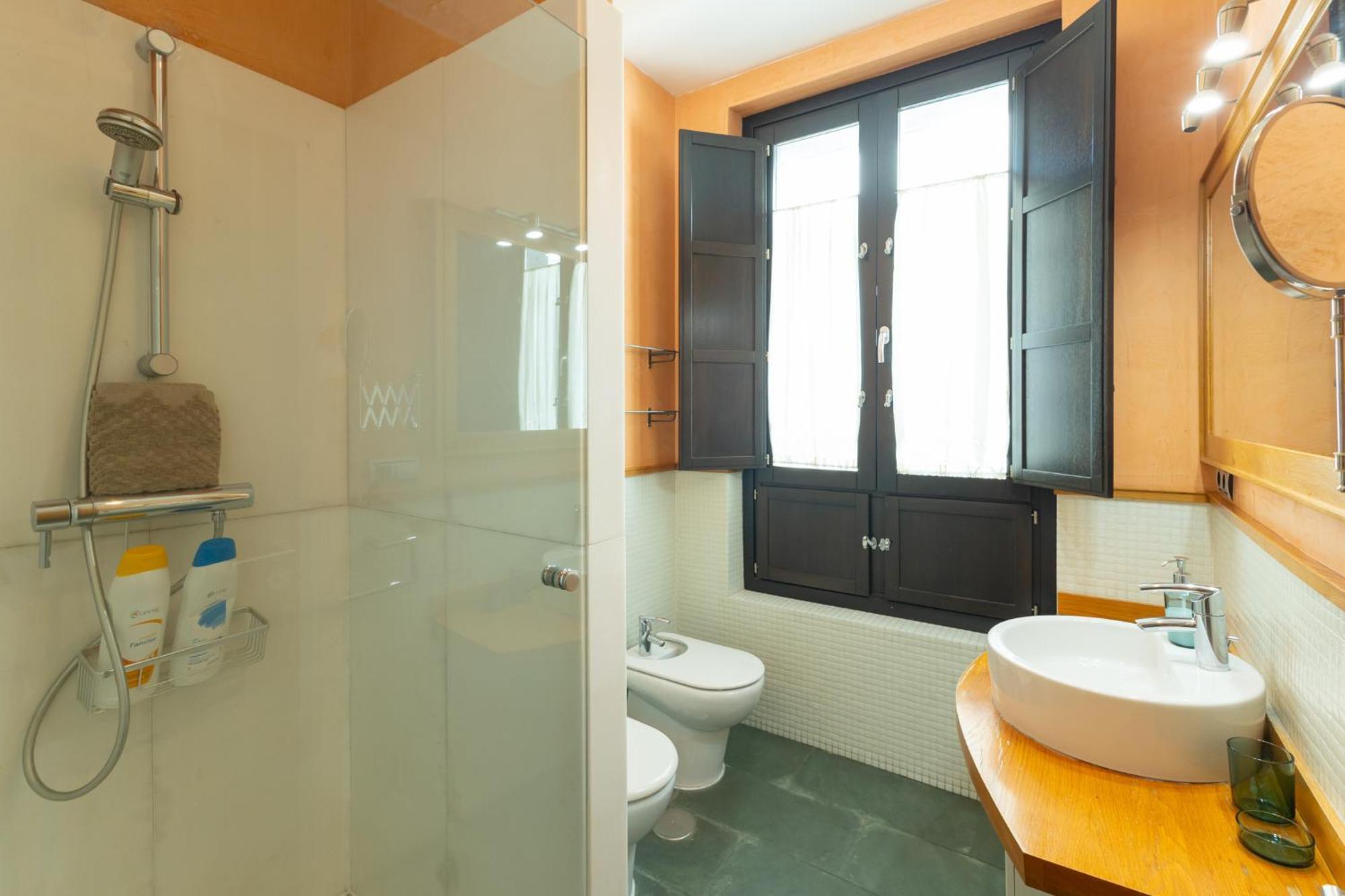 La Maestranza Charming One Or Two Bedrooms Apartments By Ocityzen Sevilha Exterior foto