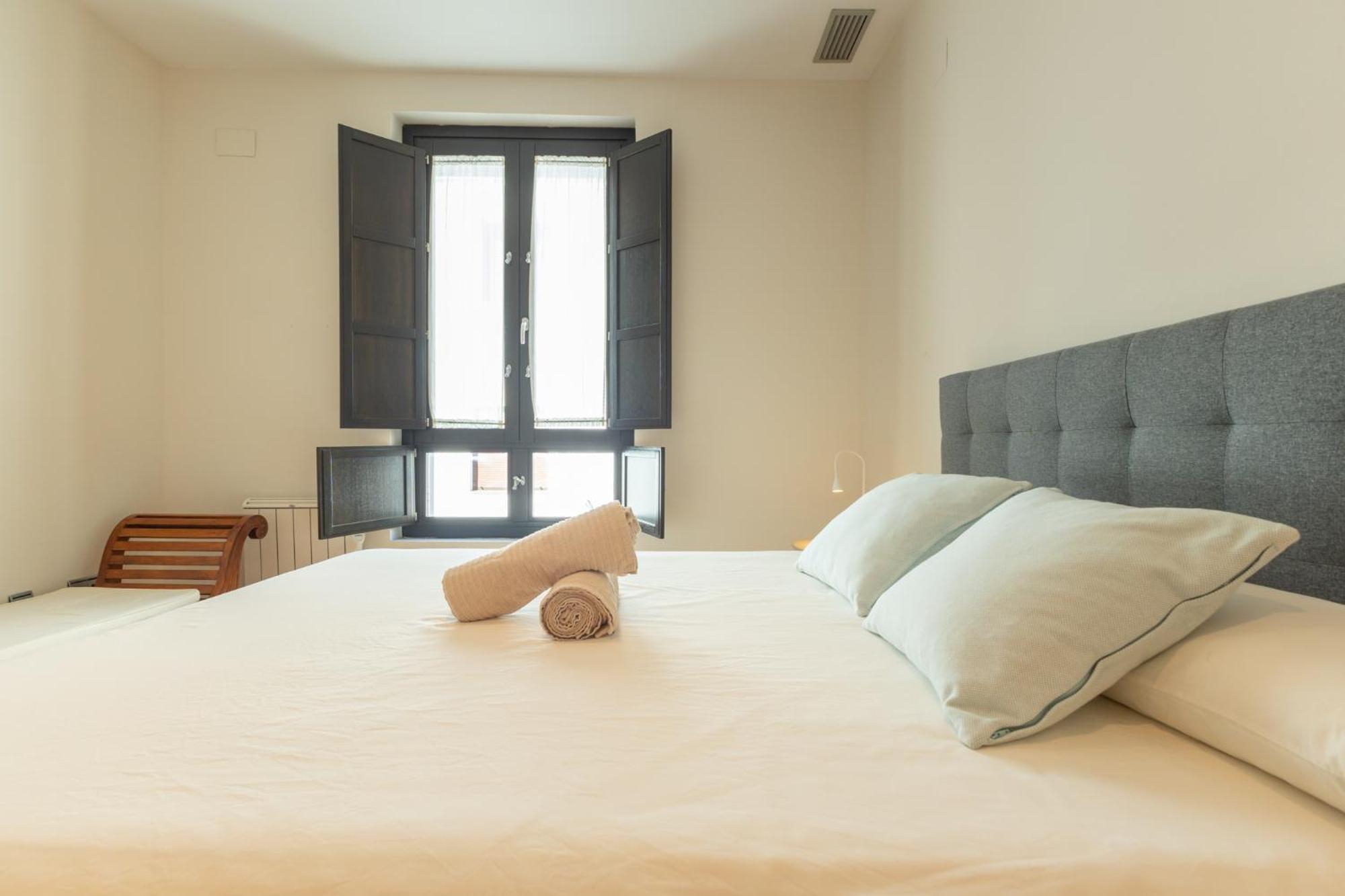 La Maestranza Charming One Or Two Bedrooms Apartments By Ocityzen Sevilha Exterior foto