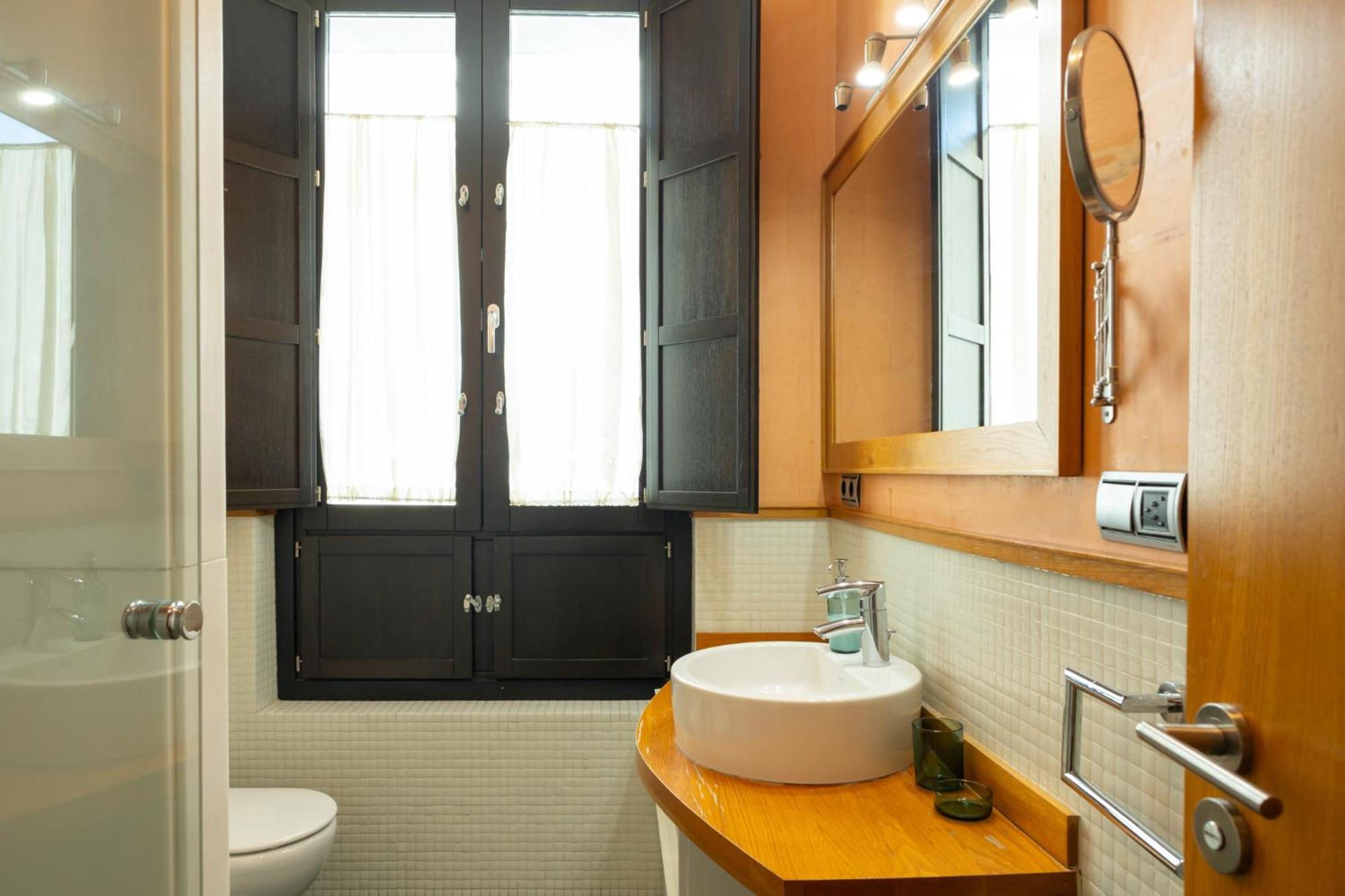 La Maestranza Charming One Or Two Bedrooms Apartments By Ocityzen Sevilha Exterior foto